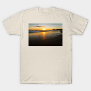 Super Seaton Sluice September Sunrise (3) T-Shirt